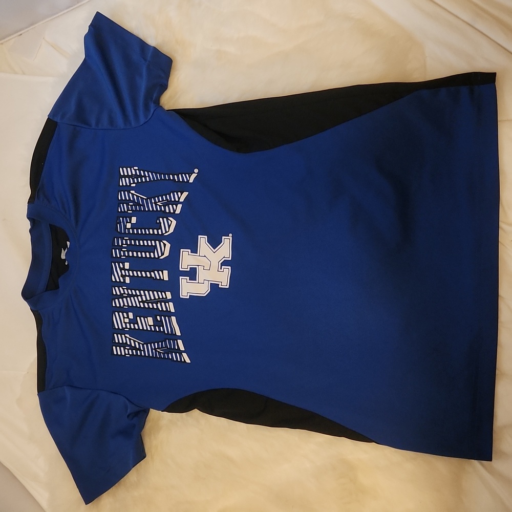 Kentucky Wildcats tee
